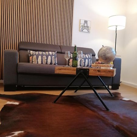 Stilvolle Wohnung An Der Alten Mainbruecke Wurzburg Ngoại thất bức ảnh
