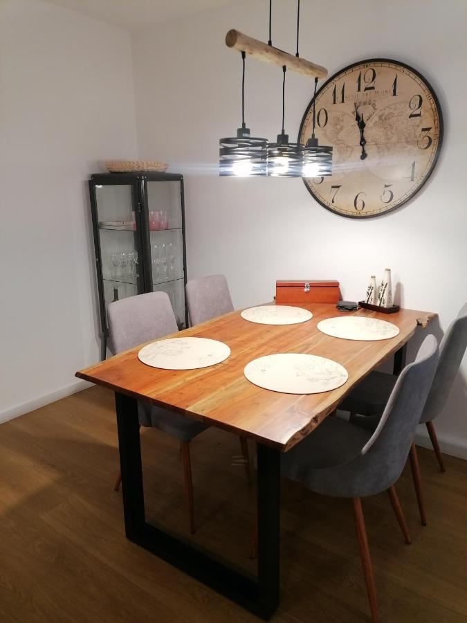 Stilvolle Wohnung An Der Alten Mainbruecke Wurzburg Ngoại thất bức ảnh