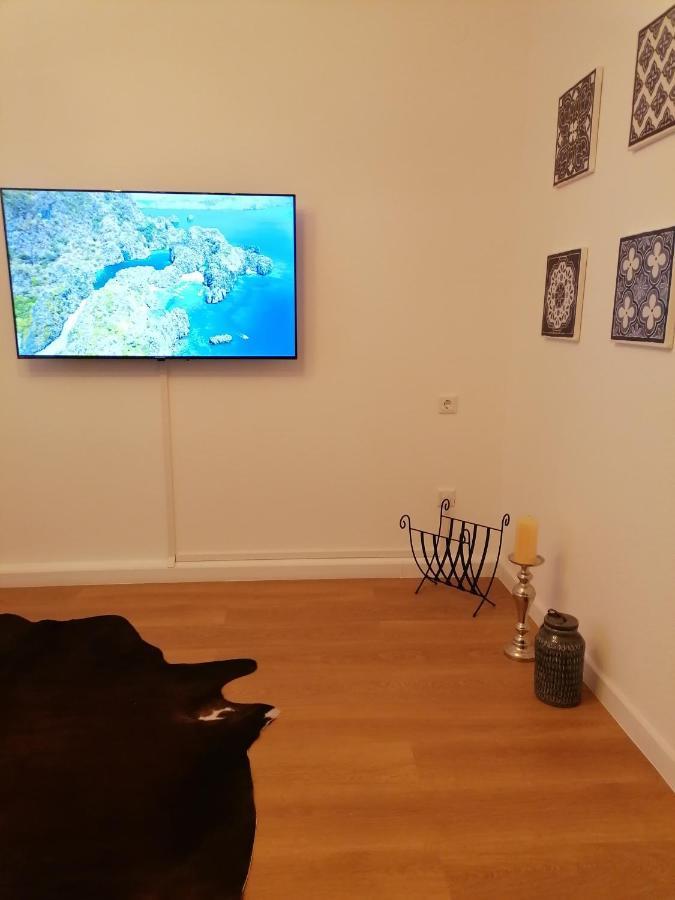 Stilvolle Wohnung An Der Alten Mainbruecke Wurzburg Ngoại thất bức ảnh