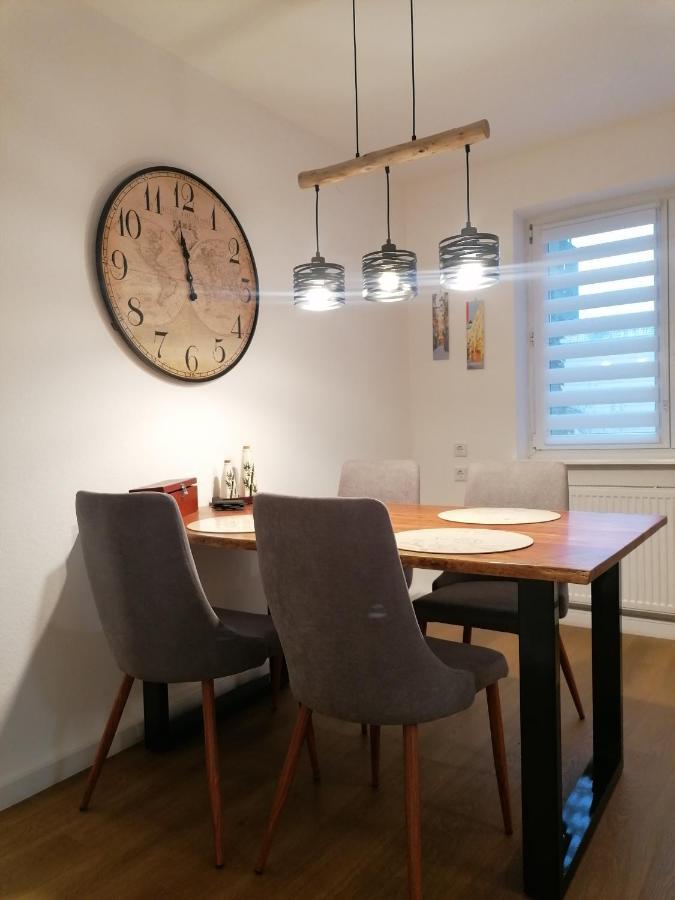 Stilvolle Wohnung An Der Alten Mainbruecke Wurzburg Ngoại thất bức ảnh